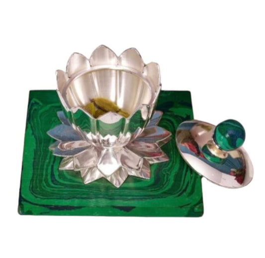 ELAICHI LOTUS BOWL ON MALACHITE