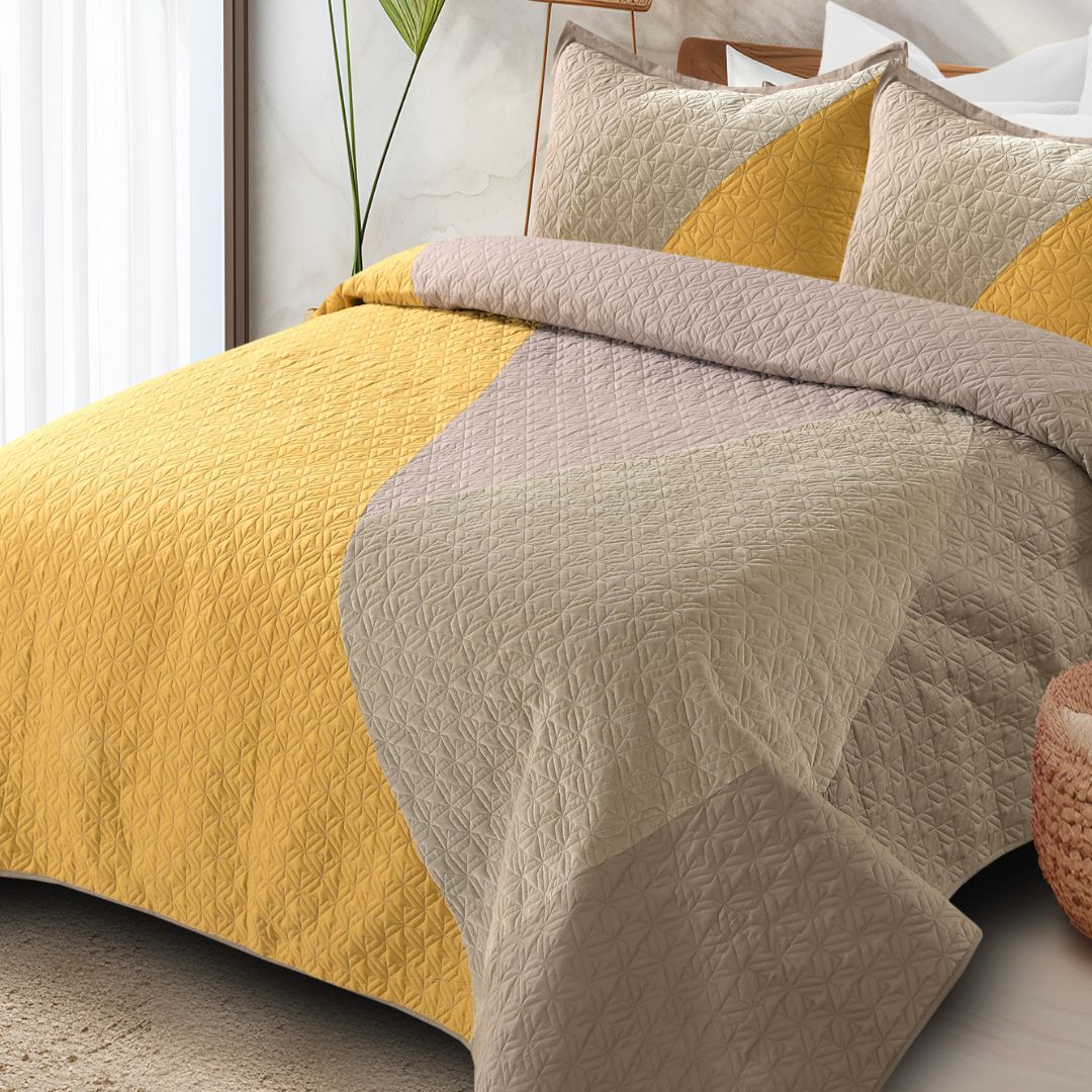 ITALIAN LUXE BEDSPREAD