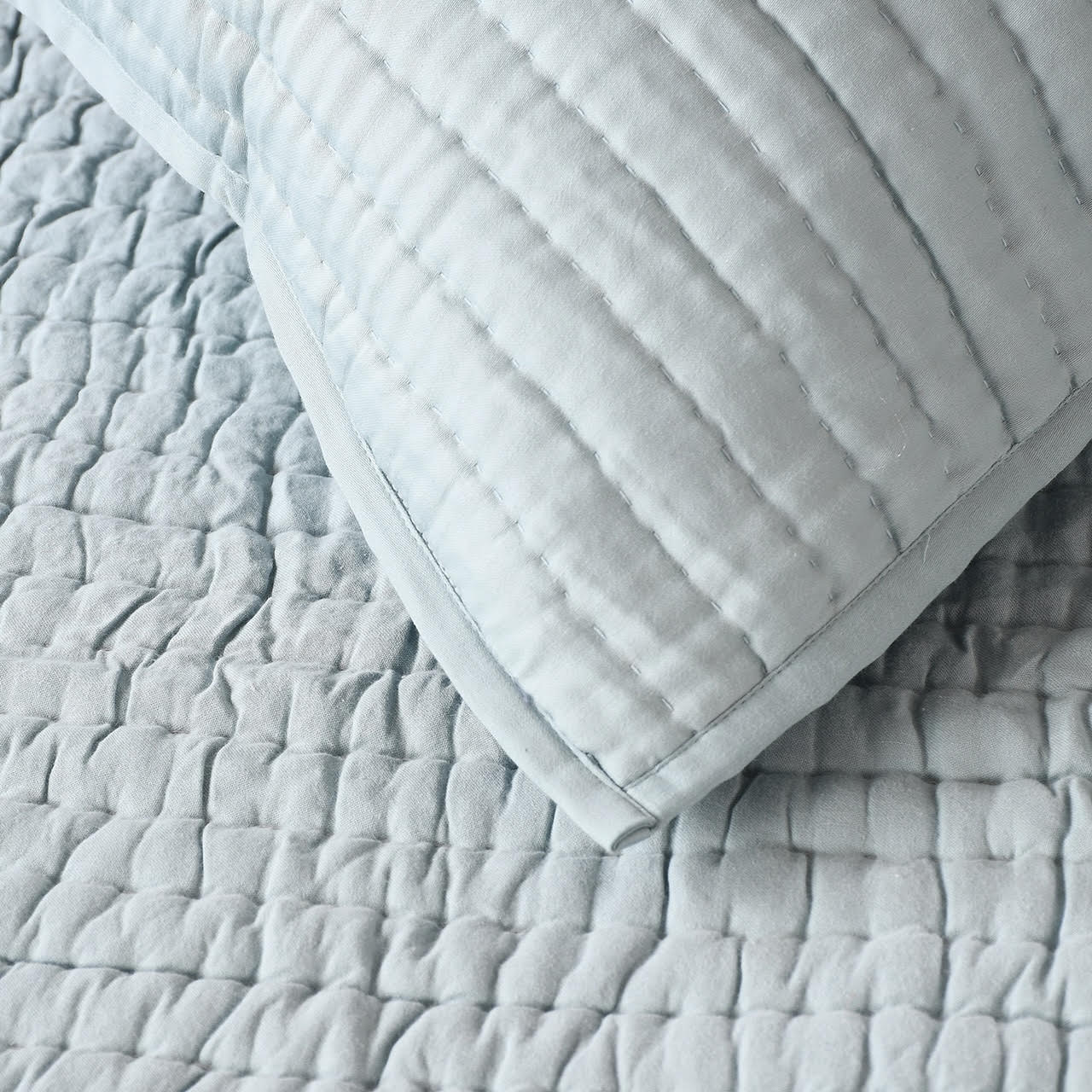 HANDMADE VERTICAL COTTON QUILT BEDSPREAD